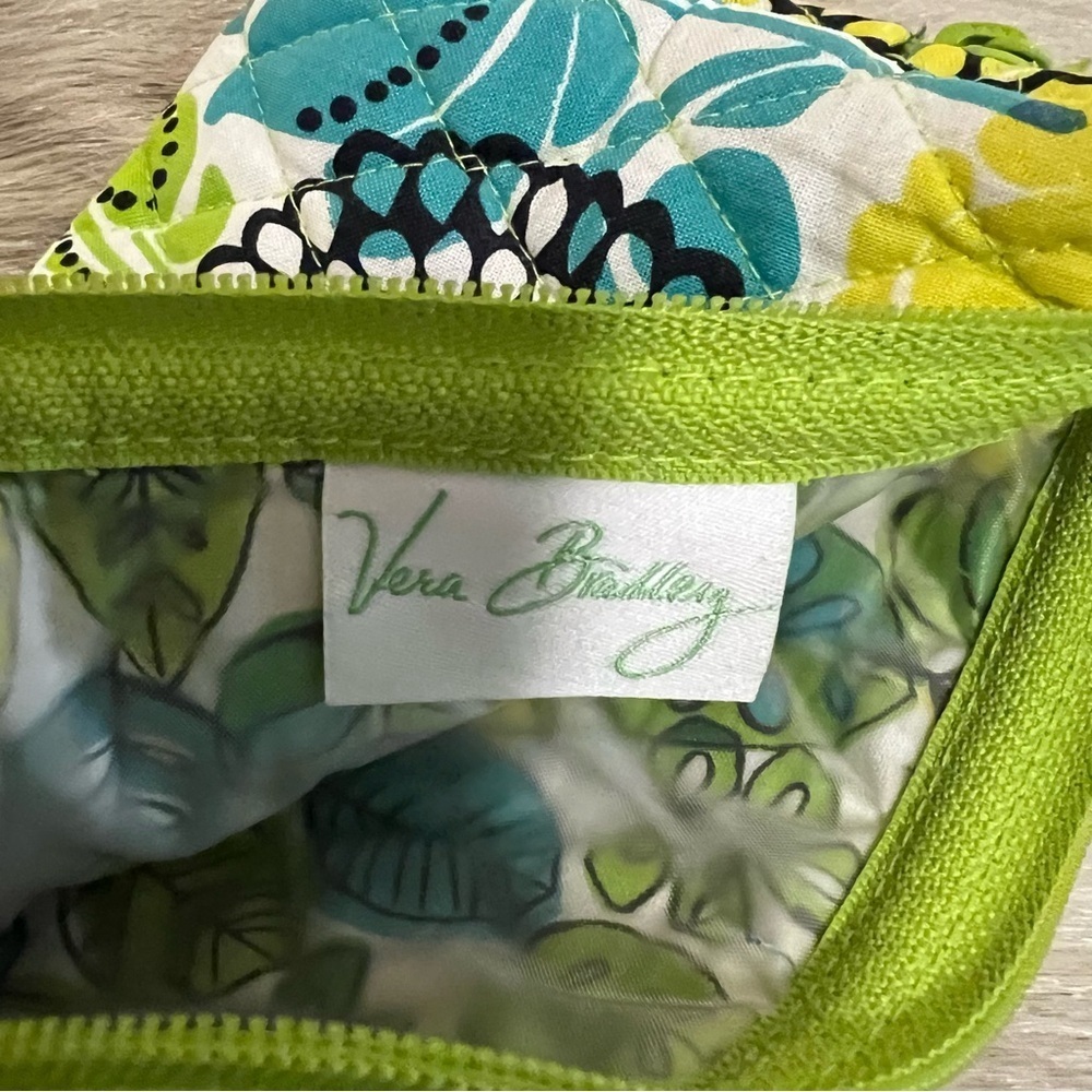 VERA BRADLEY Limes Up 2012 Travel Cosmetic Case Zipper Close Lined Yellow Y2K - Picture 9 of 10